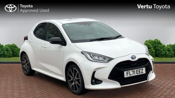Toyota Yaris 1.5 Hybrid Dynamic 5dr CVT Hybrid Hatchback